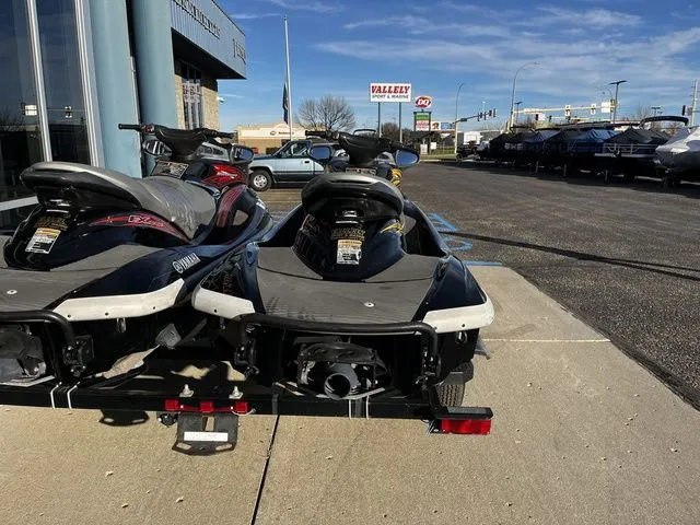 Slide: The Image of Yamaha WaveRunner® FX Cruiser High Output 2007 - 7