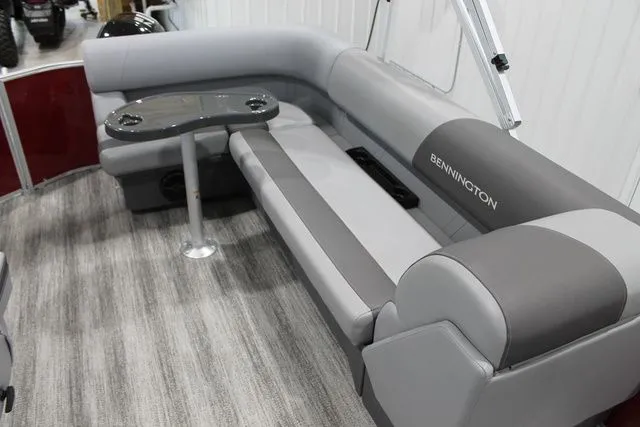 Slide: The Image of Bennington S L-Bench 21 SL 2025 - 10