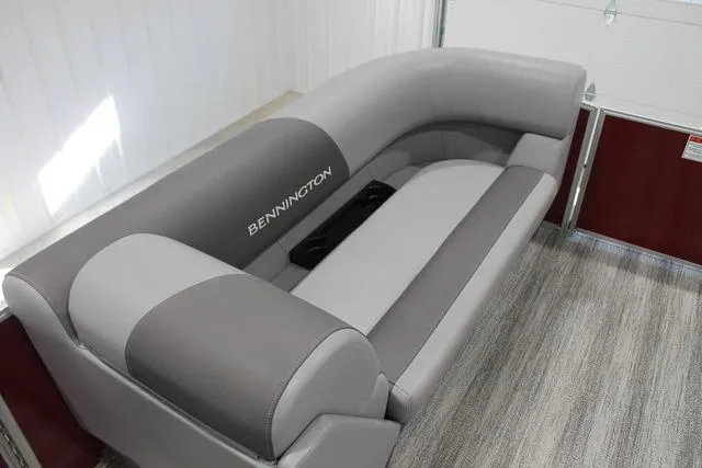 Slide: The Image of Bennington S L-Bench 21 SL 2025 - 11