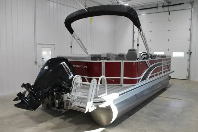 Slide: The Image of Bennington S L-Bench 21 SL 2025 - 3