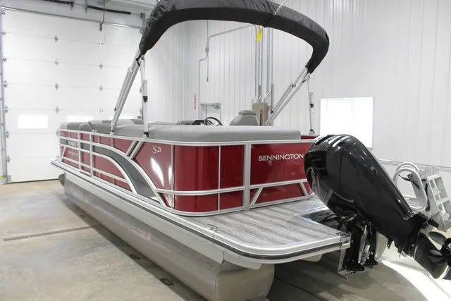 Slide: The Image of Bennington S L-Bench 21 SL 2025 - 5