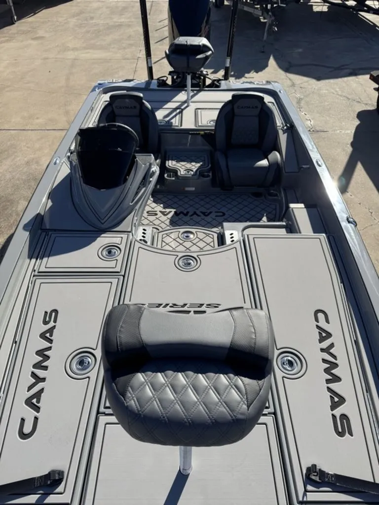 Slide: The Image of Caymas XS 21 PRO 2026 - 10