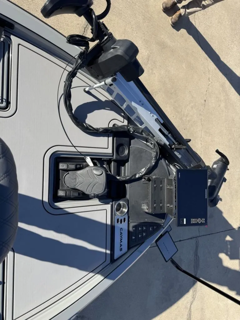 Slide: The Image of Caymas XS 21 PRO 2026 - 11