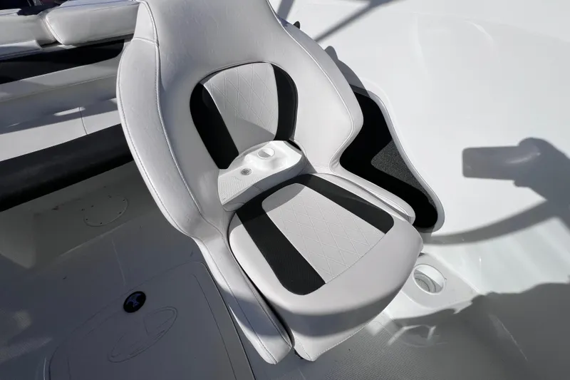Slide: The Image of 2019 Tahoe 450 TS boat seat with sleek, modern design and comfortable cushioning. - 32