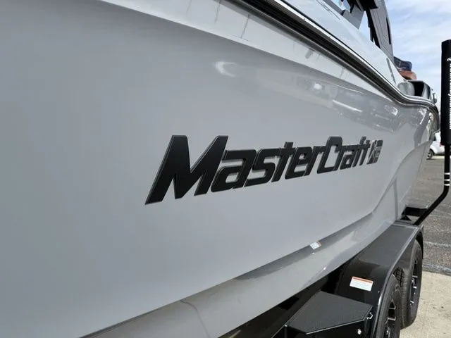 Slide: The Image of MasterCraft XT22 2025 - 5