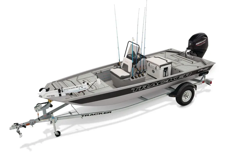 Slide: The Image of 2026 Tracker Bass Tracker Classic CC boat on trailer at Scott's Marine dealership. - 3