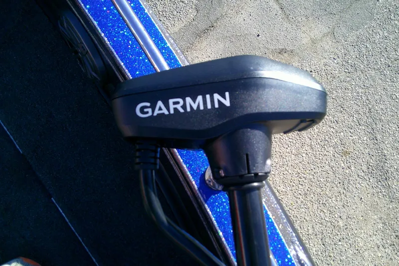 Slide: The Image of Garmin device on 2026 Ranger 621FS Pro boat, blue glitter detail visible. - 10