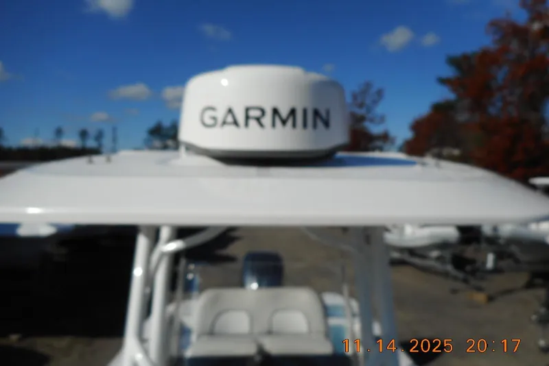 Slide: The Image of Garmin 18" Dome Radar - 16