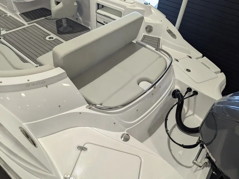 Slide: The Image of Southwind 2400 SPORTDECK 2025 - 16