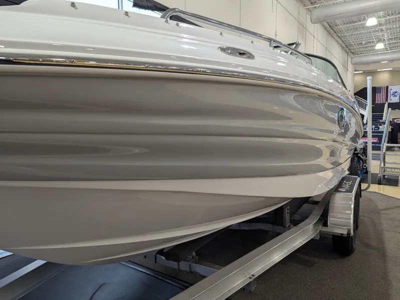 Slide: The Image of Southwind 2400 SPORTDECK 2025 - 8