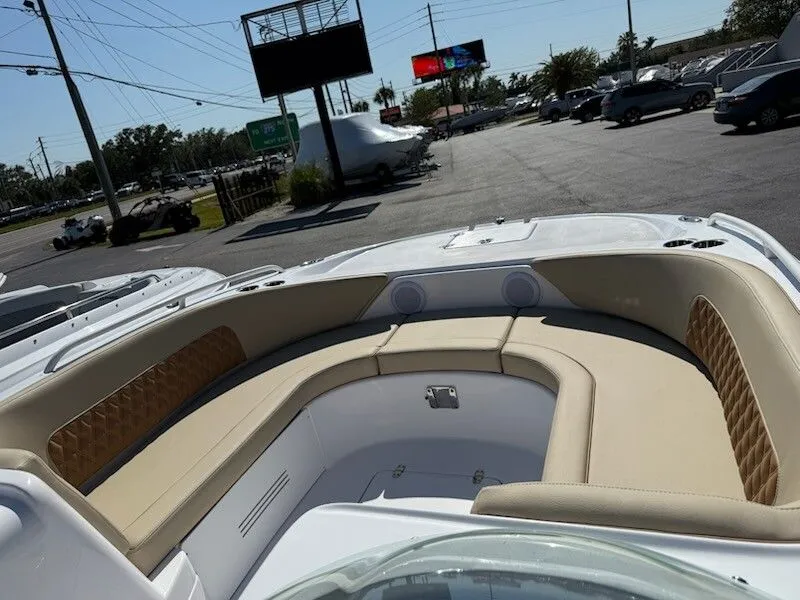 Slide: The Image of Southwind 200 SportDeck 2025 - 5