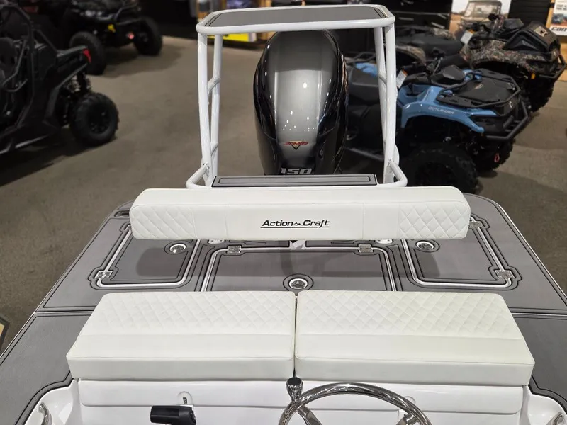 Slide: The Image of Action Craft 17 FLYFISHER 2026 - 16