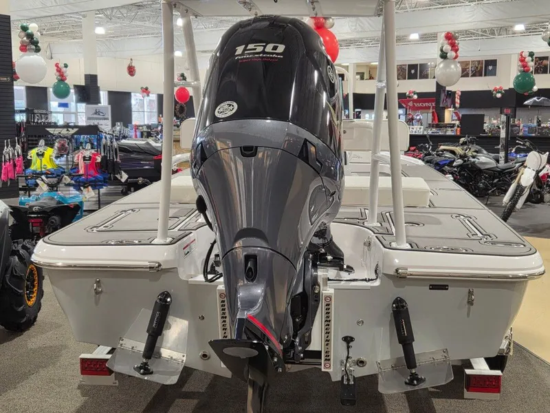 Slide: The Image of Action Craft 17 FLYFISHER 2026 - 3