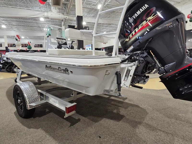 Slide: The Image of Action Craft 17 FLYFISHER 2026 - 4