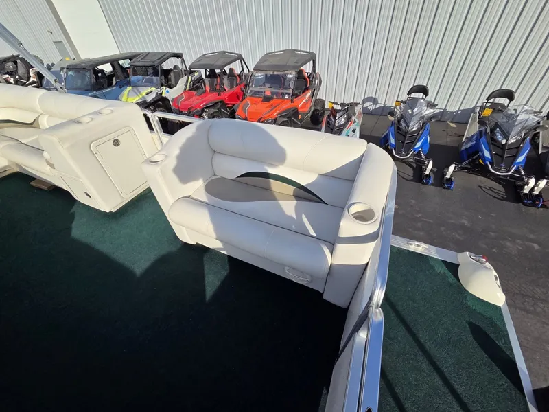 Slide: The Image of Harris Sunliner 200 2005 - 17