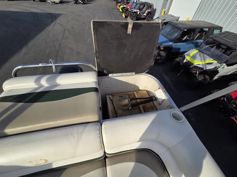 Slide: The Image of Harris Sunliner 200 2005 - 33