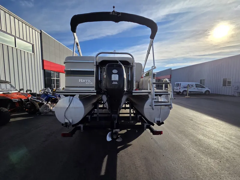 Slide: The Image of Harris Sunliner 200 2005 - 4