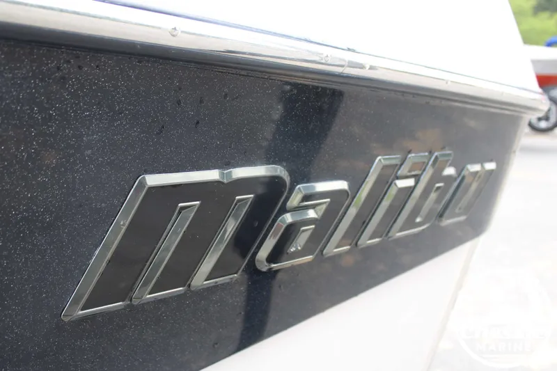 Slide: The Image of Malibu Wakesetter 22 VLX 2016 - 6