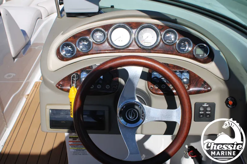 Slide: The Image of Crownline Boats Eclipse E4 2012 - 19