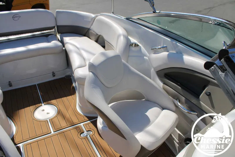Slide: The Image of Crownline Boats Eclipse E4 2012 - 26