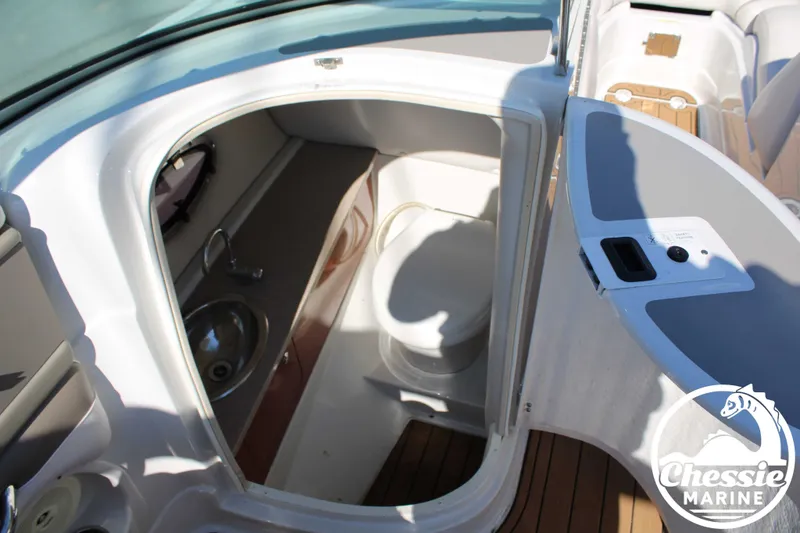 Slide: The Image of Crownline Boats Eclipse E4 2012 - 27