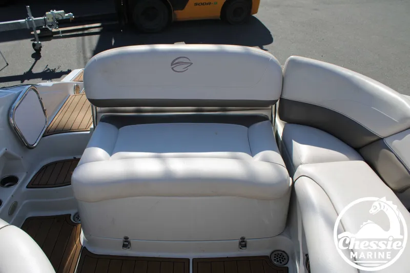 Slide: The Image of Crownline Boats Eclipse E4 2012 - 31