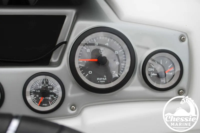 Slide: The Image of Tahoe 550 TS 2018 - 21