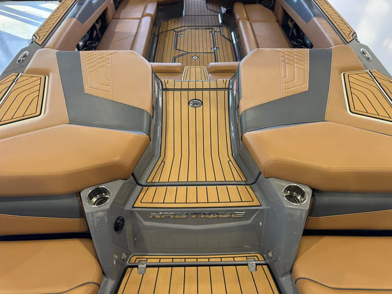 Slide: The Image of Nautique Super Air Nautique G25 2024 - 10