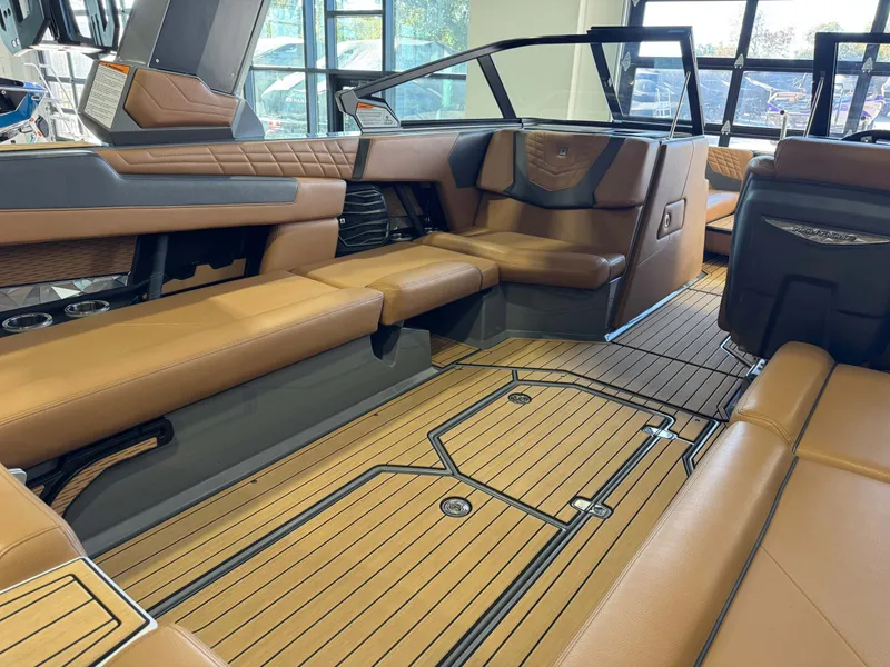 Slide: The Image of Nautique Super Air Nautique G25 2024 - 14