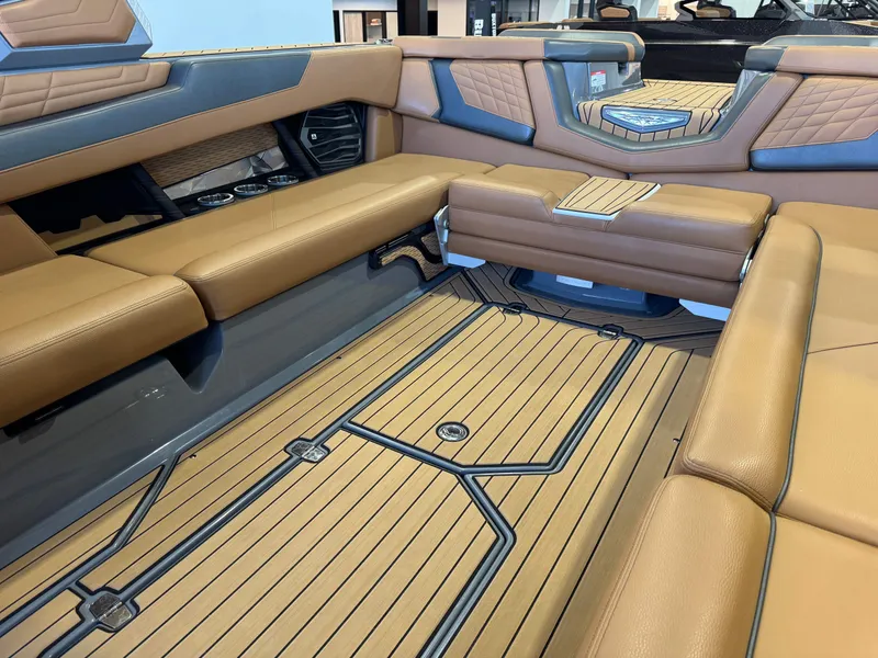 Slide: The Image of Nautique Super Air Nautique G25 2024 - 15