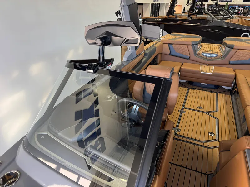 Slide: The Image of Nautique Super Air Nautique G25 2024 - 20