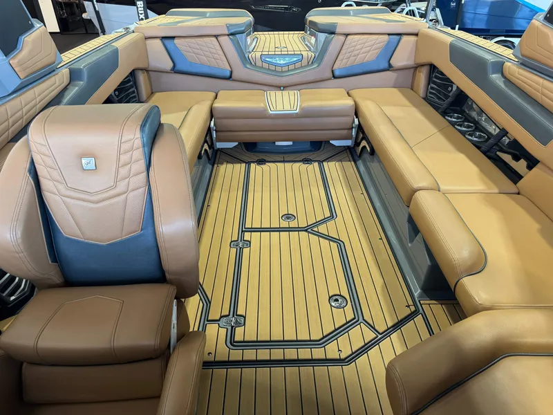 Slide: The Image of Nautique Super Air Nautique G25 2024 - 22