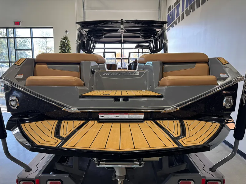 Slide: The Image of Nautique Super Air Nautique G25 2024 - 8