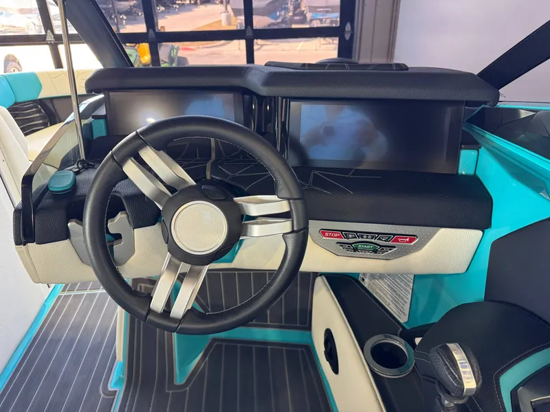 Slide: The Image of Nautique Super Air Nautique G23 Paragon 2021 - 25