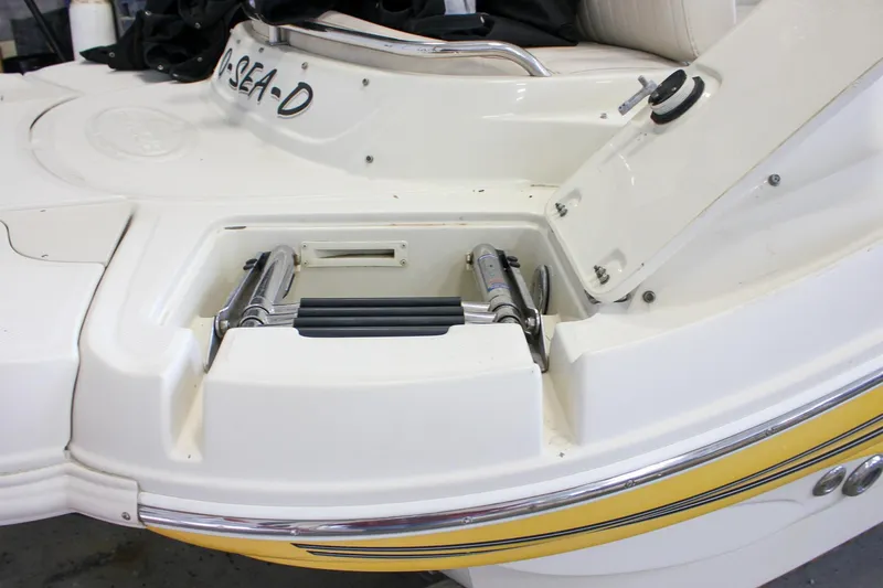 Slide: The Image of Rear view of 2007 Azure AZ228 boat with foldable swim ladder. - 39