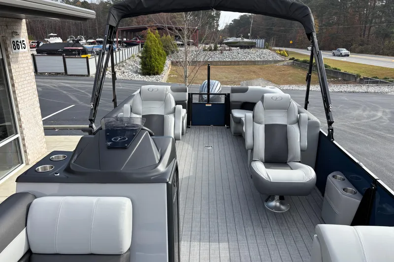 Slide: The Image of 2026 Veranda Relax VR22RC pontoon boat with luxurious seating and modern design. - 4