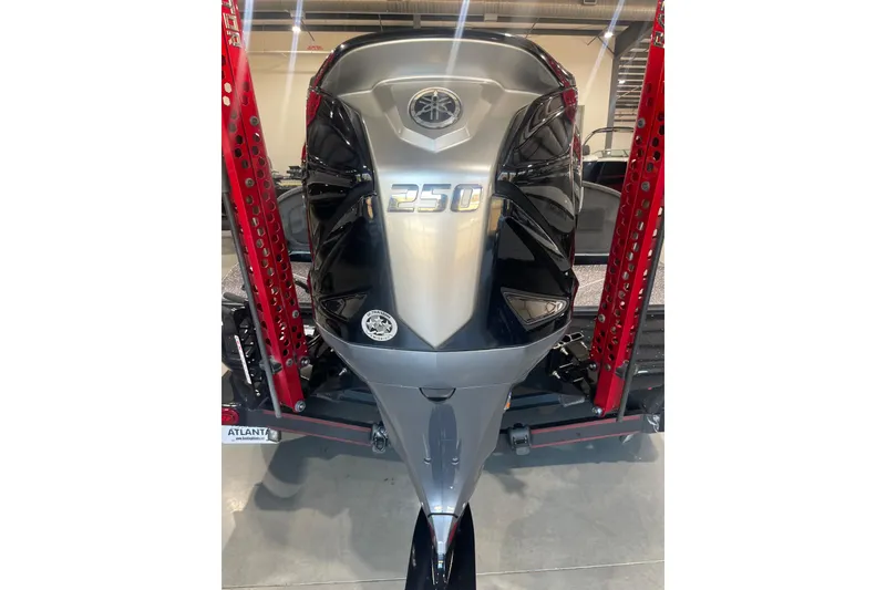 Slide: The Image of 2022 Skeeter FXR20 Apex boat engine with 250 horsepower, displayed indoors. - 22
