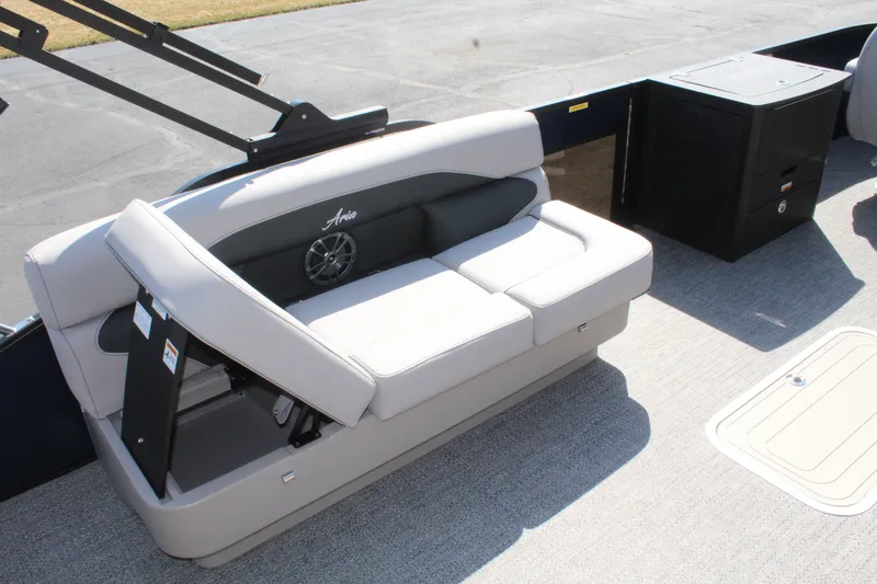 Slide: The Image of Barletta Aria 22F 2025 - 14