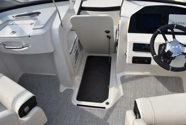 Slide: The Image of Stingray 201 DC 2024 - 42