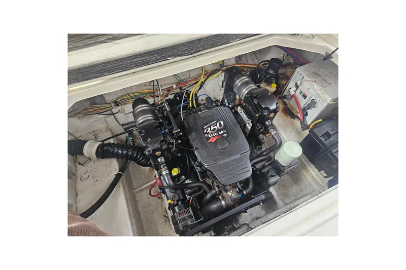 Slide: The Image of Engine compartment of a 2005 Bayliner 2855 Ciera with MerCruiser 350 MAG MPI engine. - 37