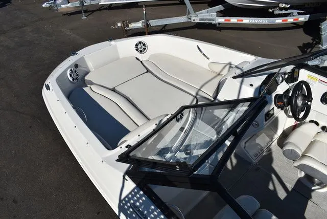 Slide: The Image of Stingray 191 DC 2024 - 18