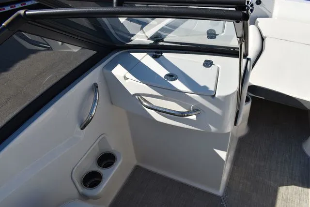 Slide: The Image of Stingray 191 DC 2024 - 29