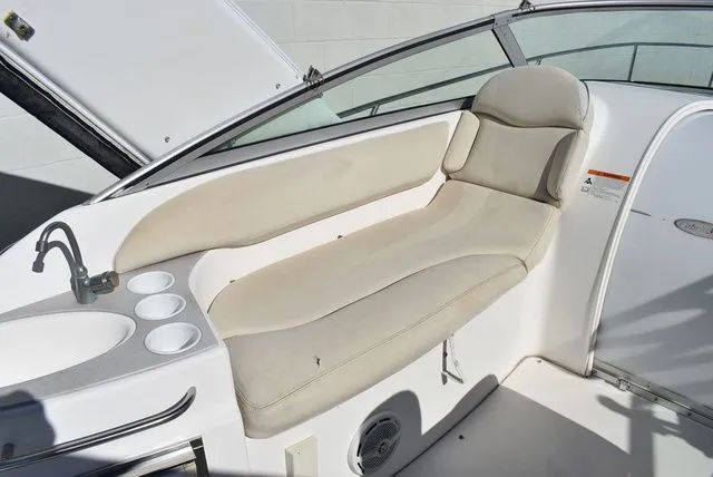 Slide: The Image of Larson Cabrio 310 2005 - 26