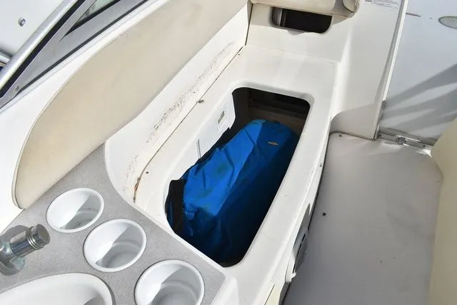 Slide: The Image of Larson Cabrio 310 2005 - 27