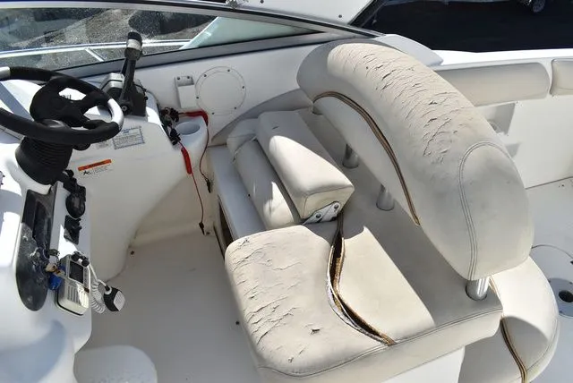 Slide: The Image of Larson Cabrio 310 2005 - 29