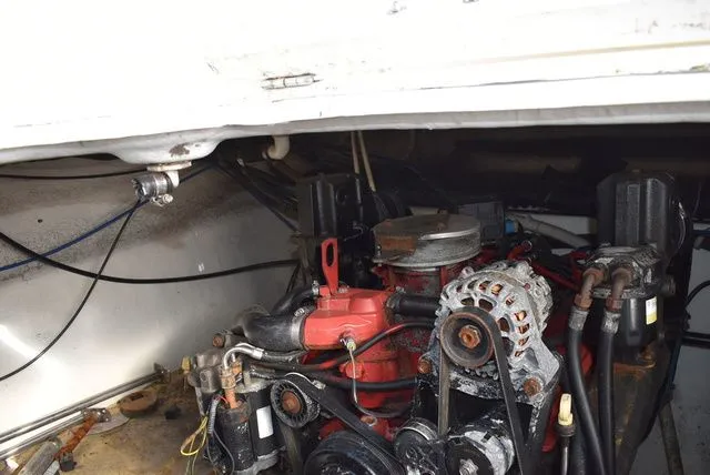 Slide: The Image of Larson Cabrio 310 2005 - 97