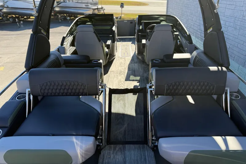 Slide: The Image of 2026 Avalon 2385 Catalina QLS Windshield interior with luxurious seating and modern design. - 9