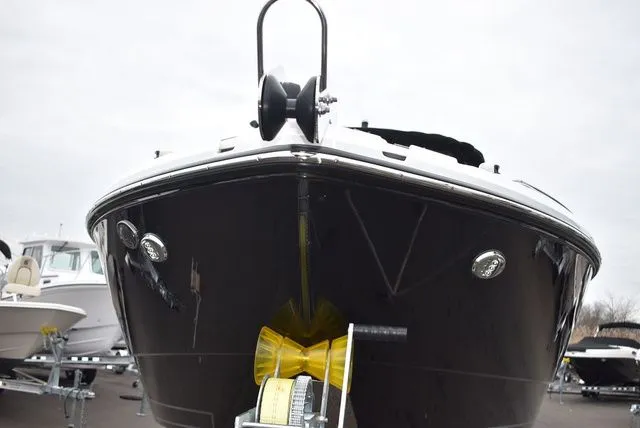 Slide: The Image of Monterey 275SS Super Sport 2024 - 17