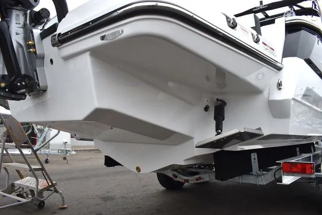 Slide: The Image of Monterey 275SS Super Sport 2024 - 94