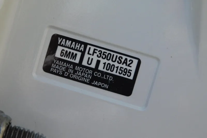 Slide: The Image of Label on Yamaha LF350USA2 engine, Regulator 30XO 2026 model, made in Japan. - 72